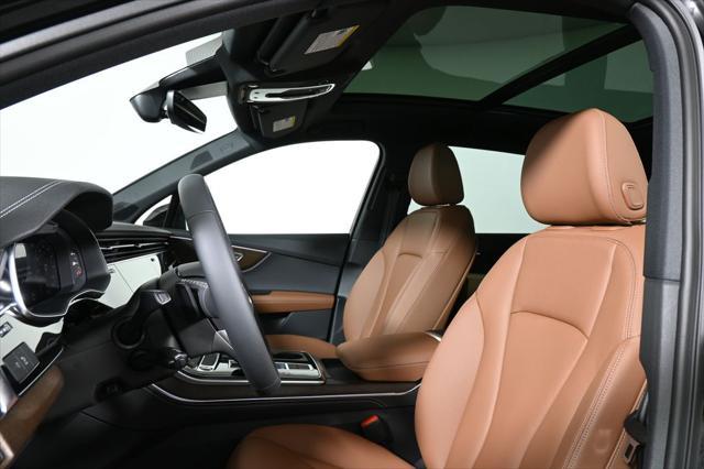new 2025 Audi Q7 car, priced at $70,790