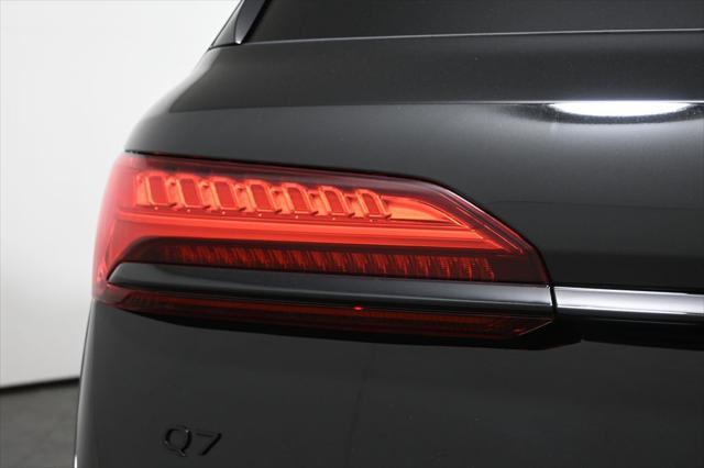 new 2025 Audi Q7 car, priced at $70,790
