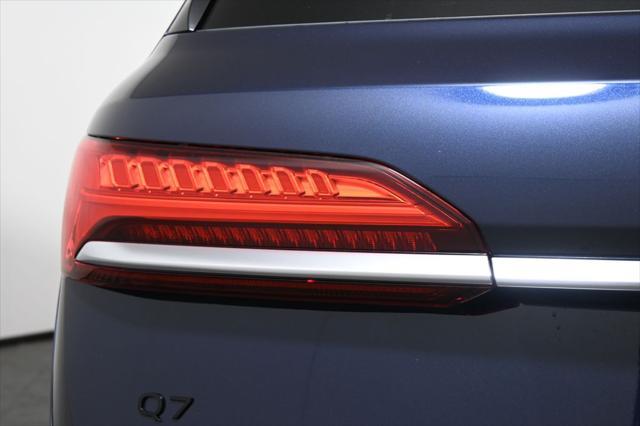 new 2025 Audi Q7 car, priced at $76,480