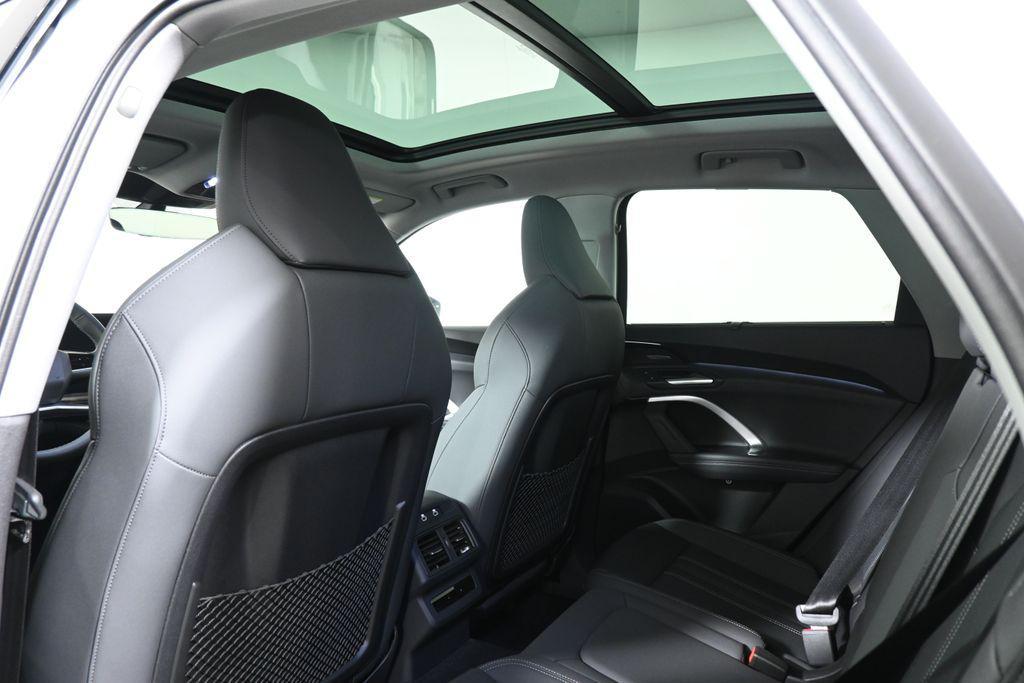new 2025 Audi Q5 car, priced at $61,430