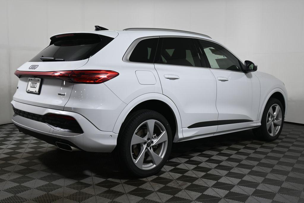 new 2025 Audi Q5 car, priced at $61,430