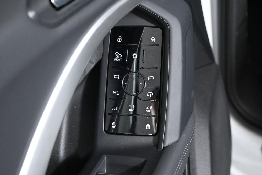 new 2025 Audi Q5 car, priced at $61,430