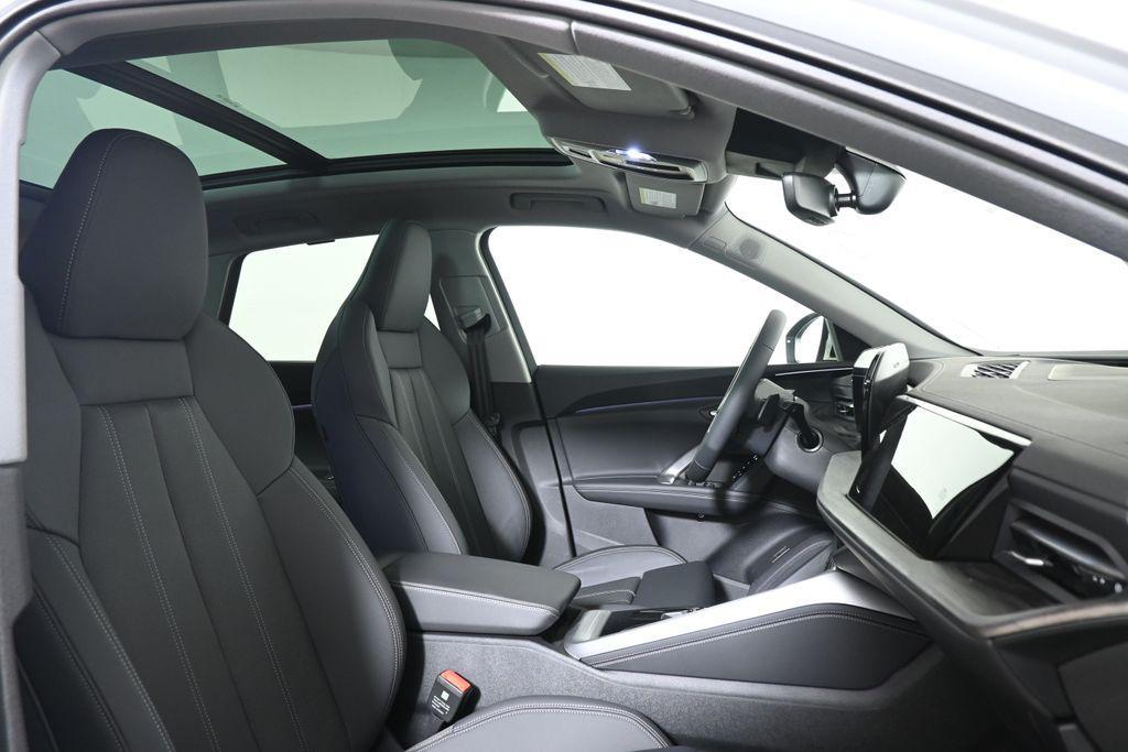 new 2025 Audi Q5 car, priced at $61,430