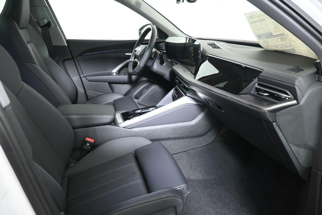 new 2025 Audi Q5 car, priced at $61,430