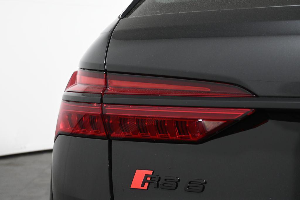 new 2026 Audi RS 6 Avant car, priced at $149,165