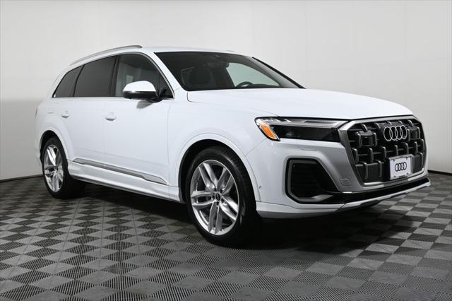 new 2025 Audi Q7 car, priced at $76,480