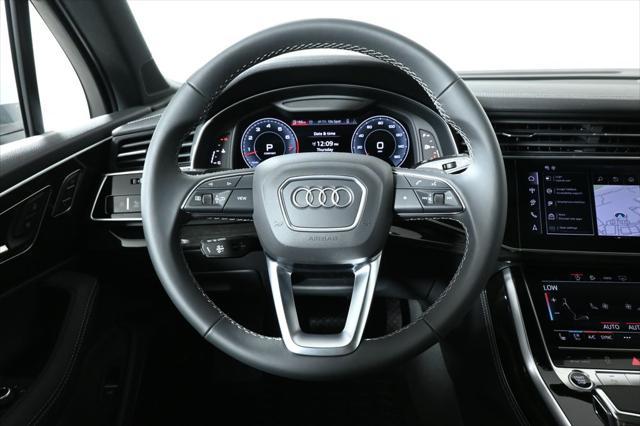 new 2025 Audi Q7 car, priced at $76,480
