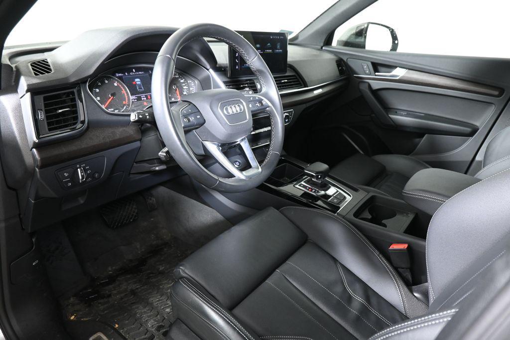 used 2023 Audi Q5 car, priced at $38,400