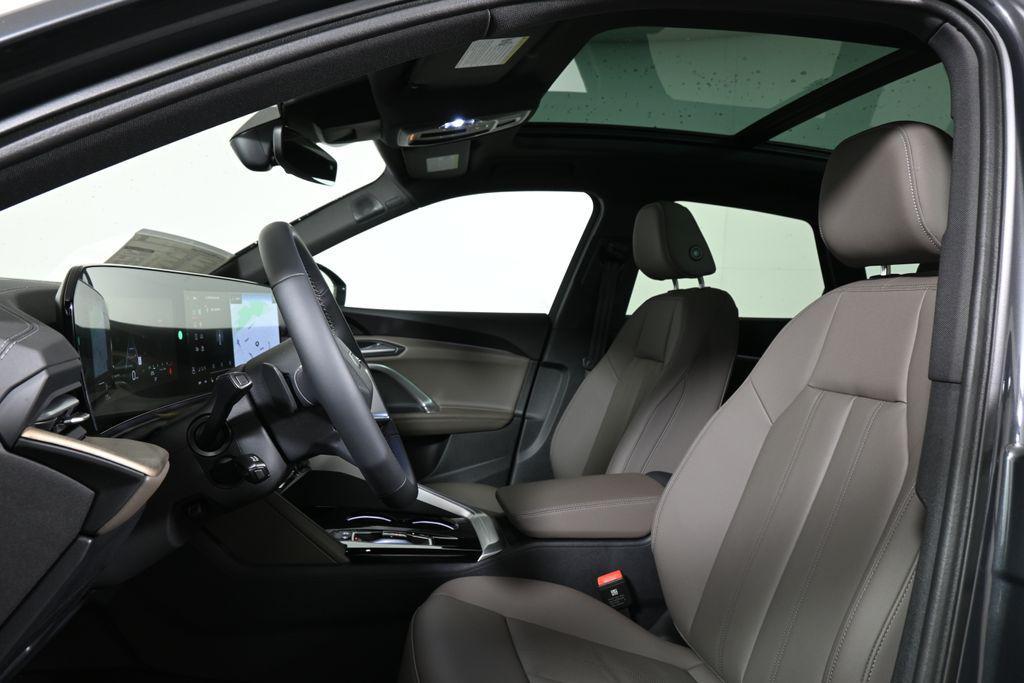 new 2025 Audi Q5 car, priced at $60,480