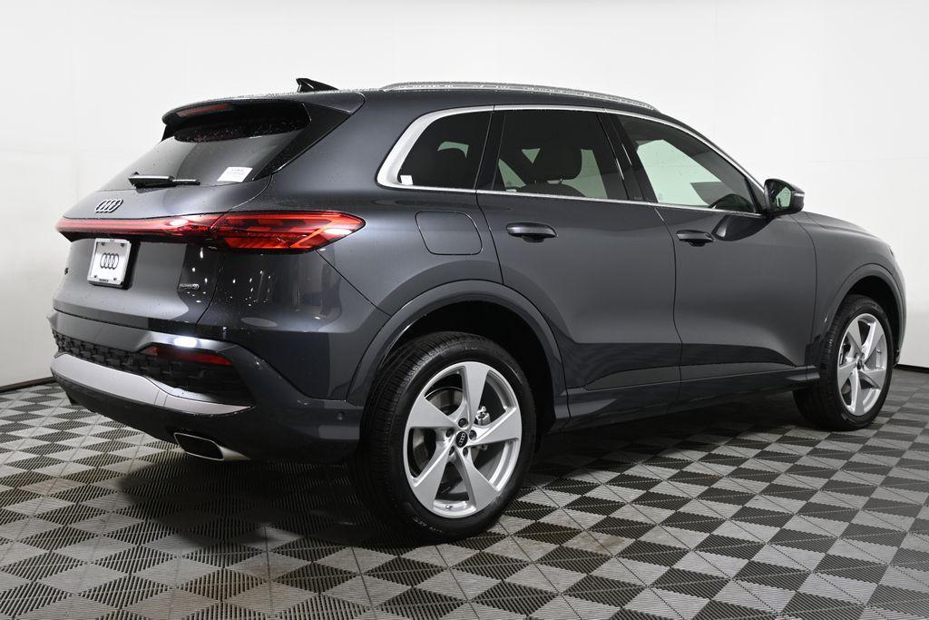 new 2025 Audi Q5 car, priced at $60,480