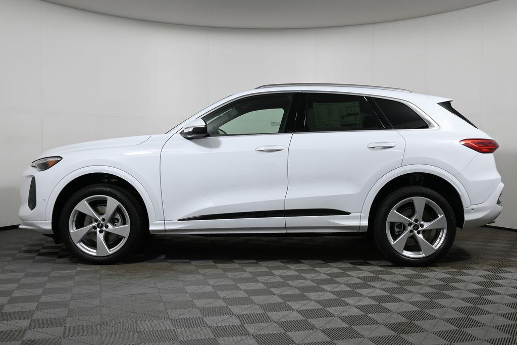 new 2025 Audi Q5 car, priced at $61,430