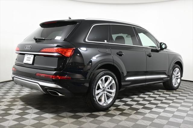 new 2025 Audi Q7 car, priced at $72,235