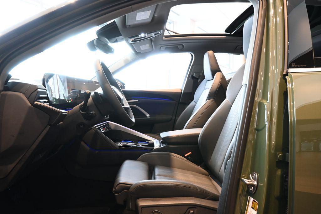 new 2025 Audi Q5 car, priced at $62,080