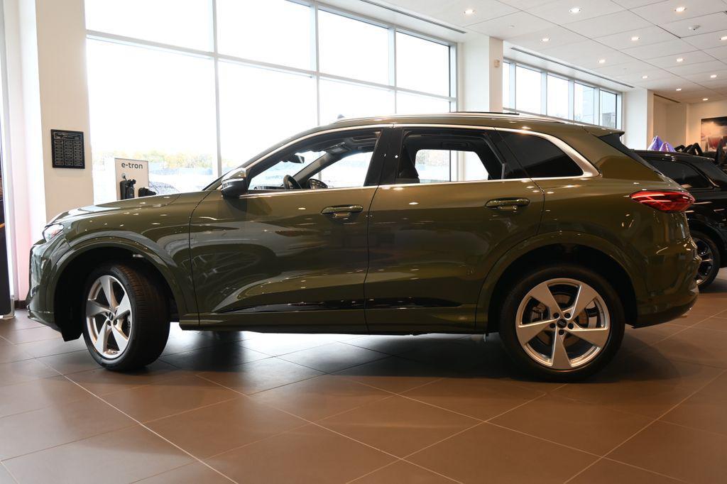 new 2025 Audi Q5 car, priced at $62,080