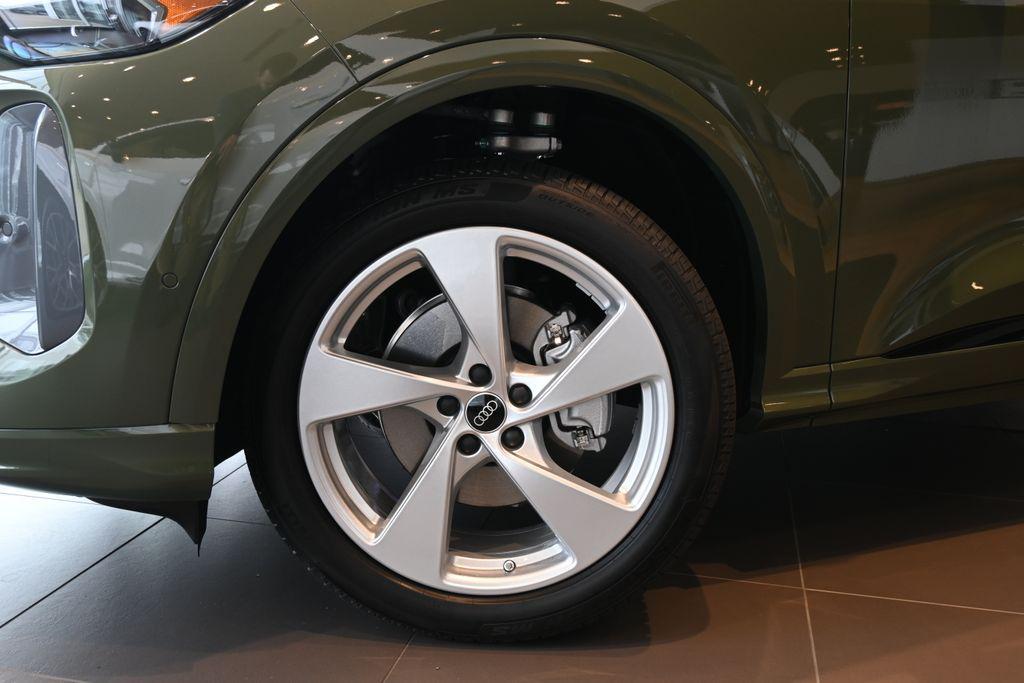 new 2025 Audi Q5 car, priced at $62,080