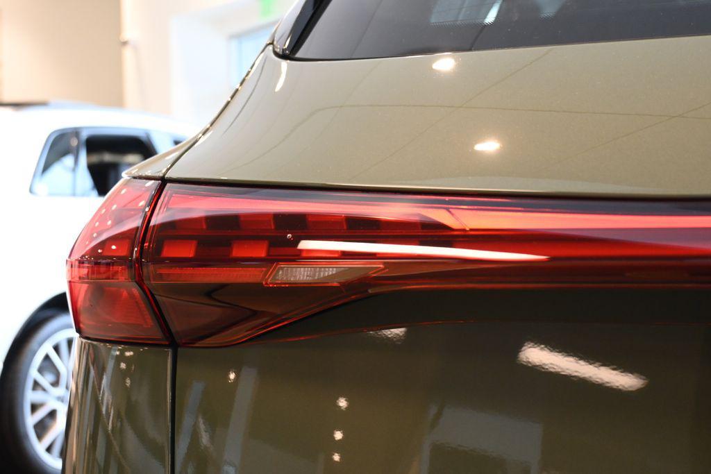 new 2025 Audi Q5 car, priced at $62,080