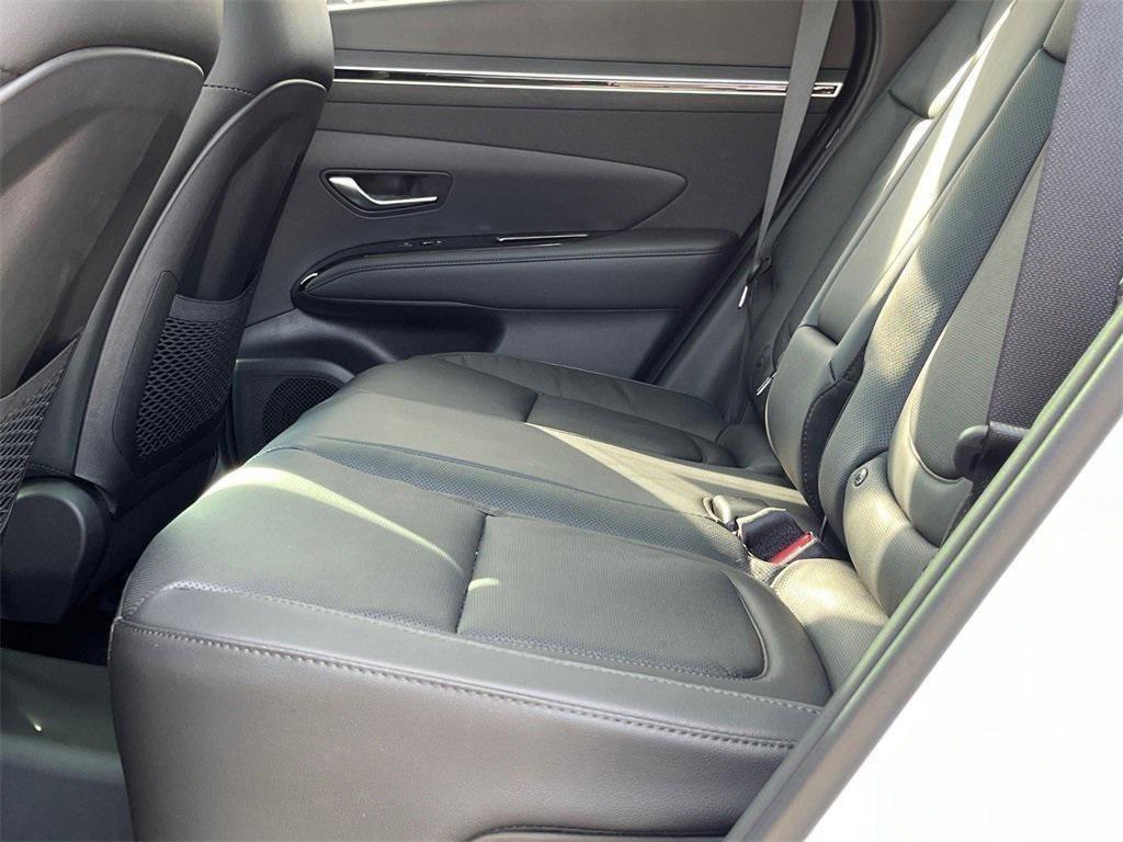 new 2024 Hyundai TUCSON Hybrid car, priced at $38,699