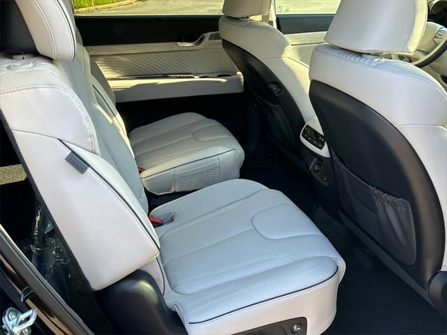 new 2025 Hyundai Palisade car, priced at $52,075
