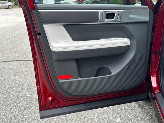 new 2025 Hyundai Santa Fe car, priced at $37,605