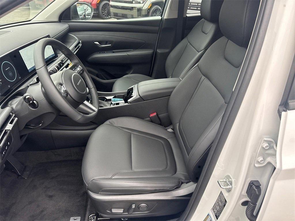 new 2025 Hyundai Tucson car, priced at $33,580