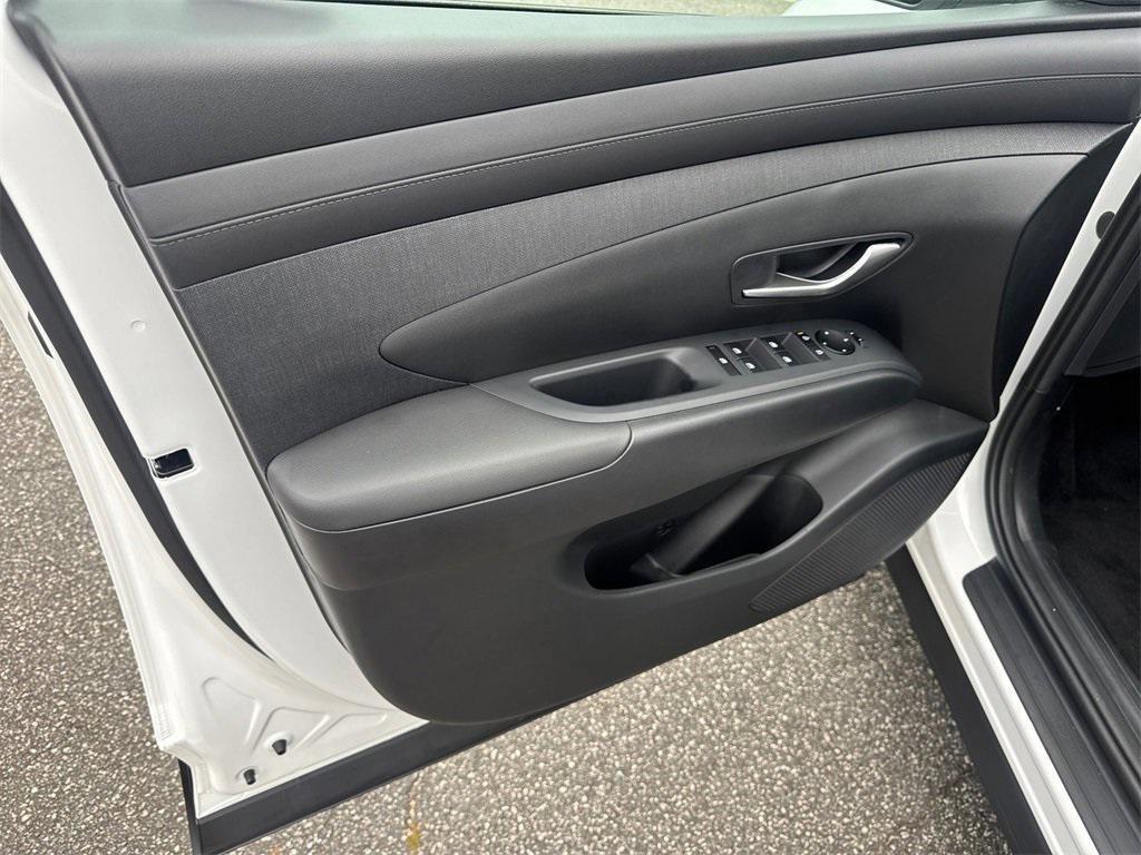 new 2025 Hyundai Tucson car, priced at $33,580