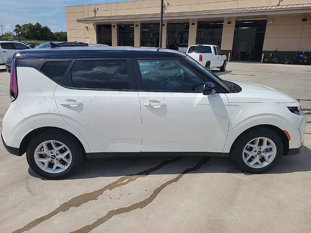 used 2024 Kia Soul car, priced at $20,000