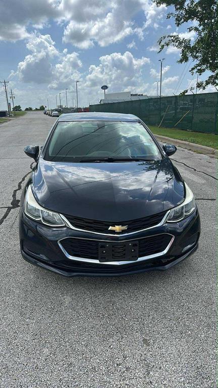 used 2016 Chevrolet Cruze car, priced at $10,000