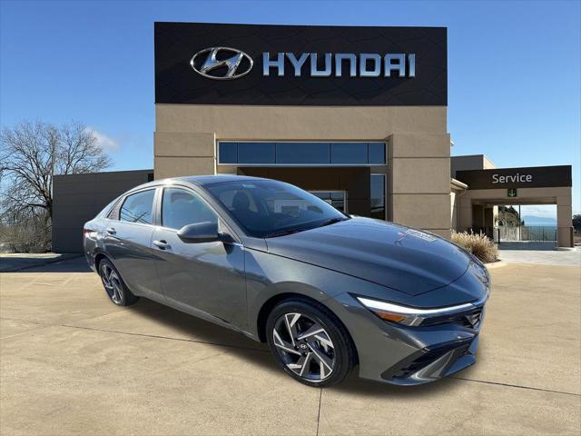 new 2025 Hyundai Elantra car, priced at $26,736