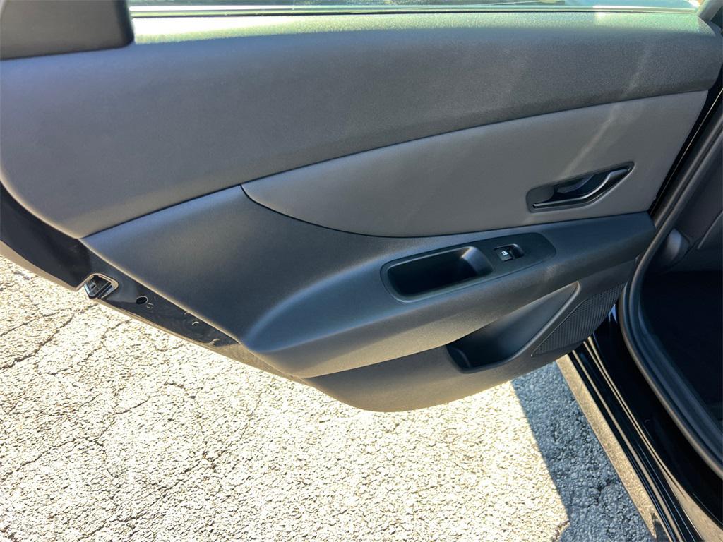 new 2025 Hyundai Elantra car, priced at $23,425