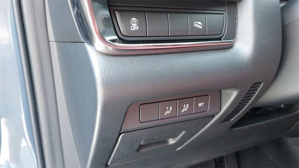used 2023 Mazda CX-30 car, priced at $21,895