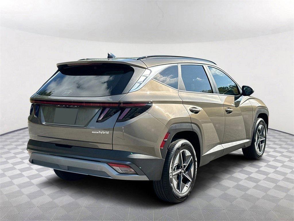 new 2025 Hyundai TUCSON Hybrid car