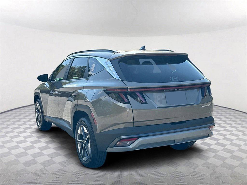 new 2025 Hyundai TUCSON Hybrid car