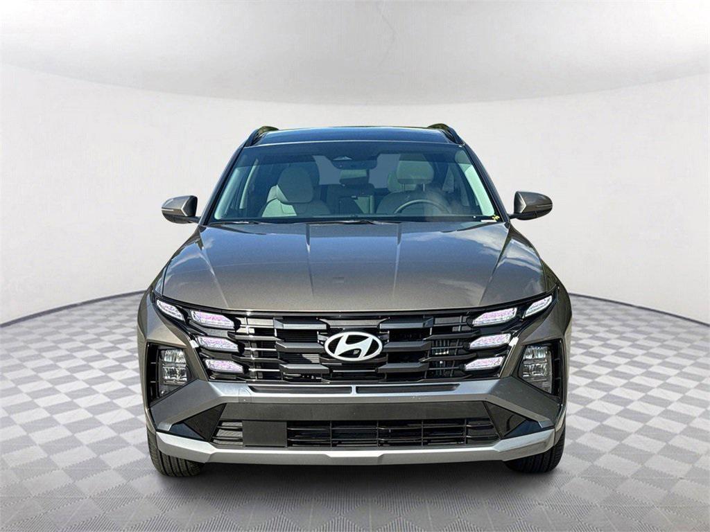 new 2025 Hyundai TUCSON Hybrid car