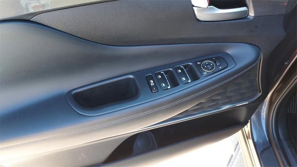 used 2022 Hyundai Santa Fe car, priced at $20,000