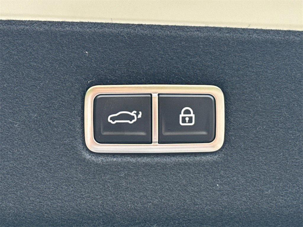 new 2025 Hyundai IONIQ 6 car