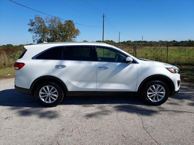 used 2018 Kia Sorento car, priced at $16,294