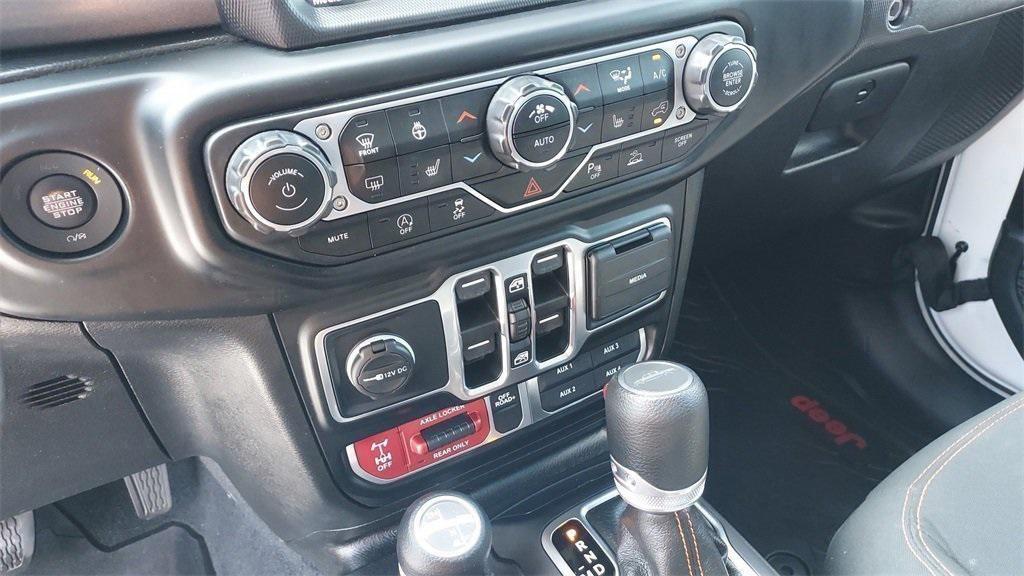 used 2021 Jeep Gladiator car, priced at $34,395