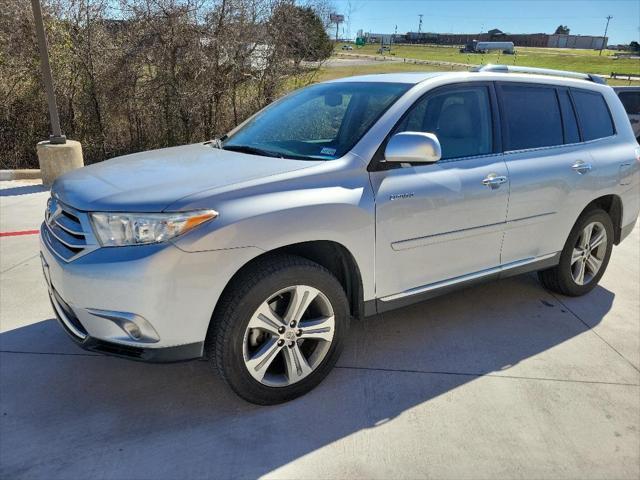 used 2011 Toyota Highlander car, priced at $15,591