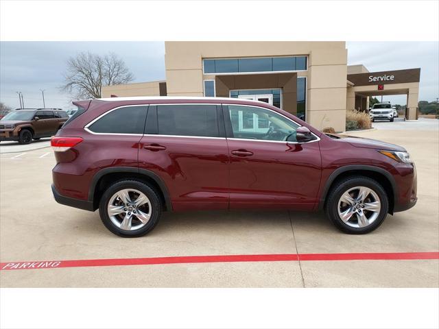 used 2019 Toyota Highlander car, priced at $26,000