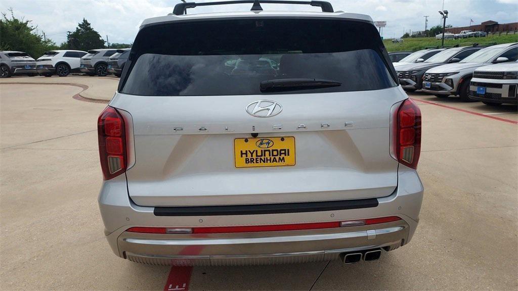 used 2024 Hyundai Palisade car, priced at $40,273