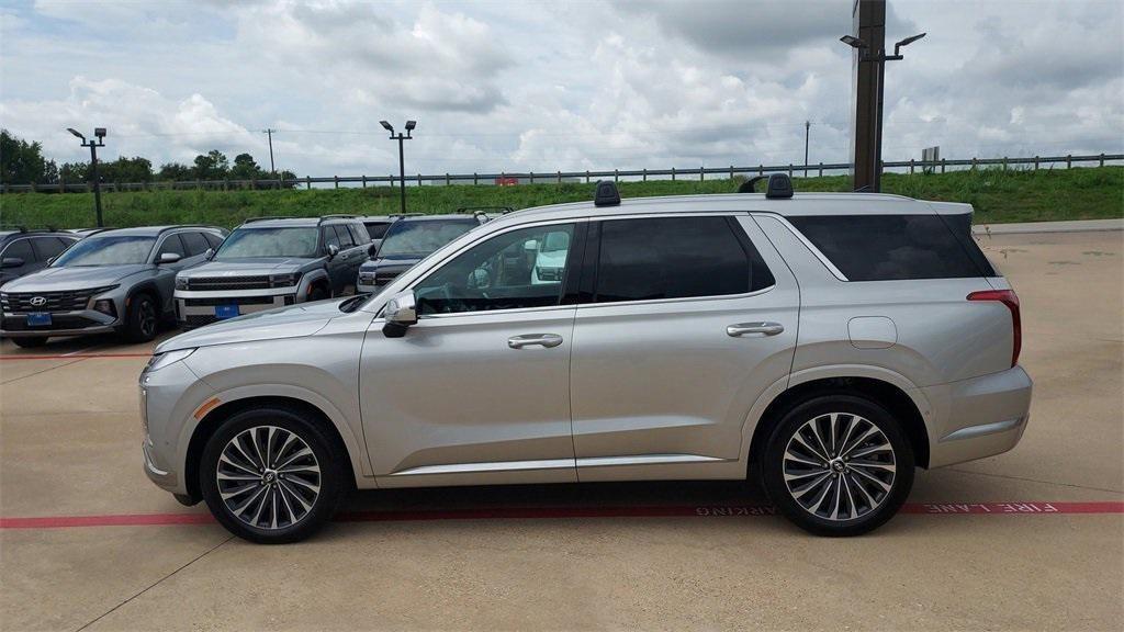 used 2024 Hyundai Palisade car, priced at $40,273