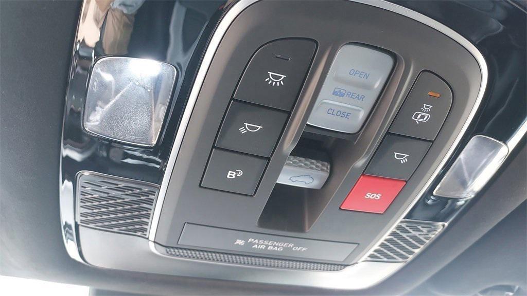 used 2024 Hyundai Palisade car, priced at $40,273