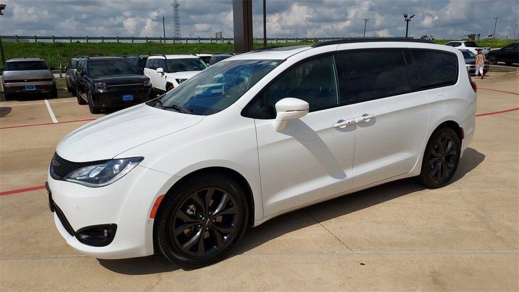used 2019 Chrysler Pacifica car, priced at $20,295