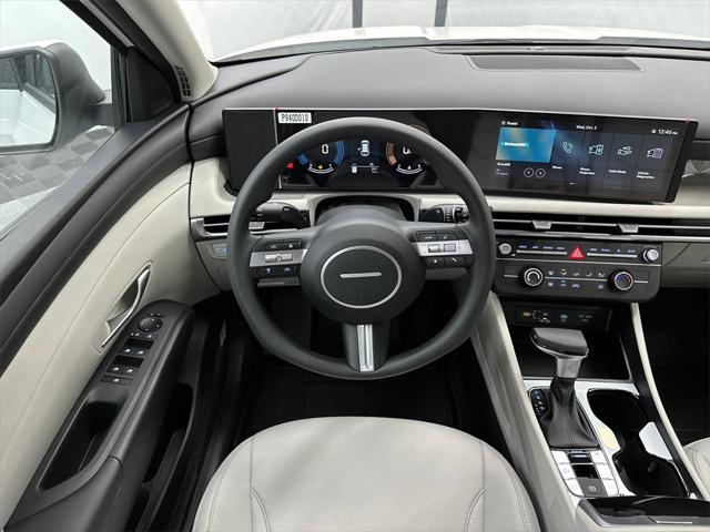 new 2025 Hyundai Tucson car, priced at $28,950