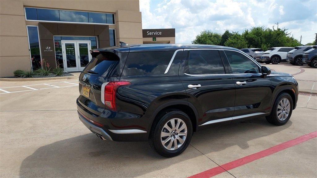 used 2025 Hyundai Palisade car, priced at $34,595