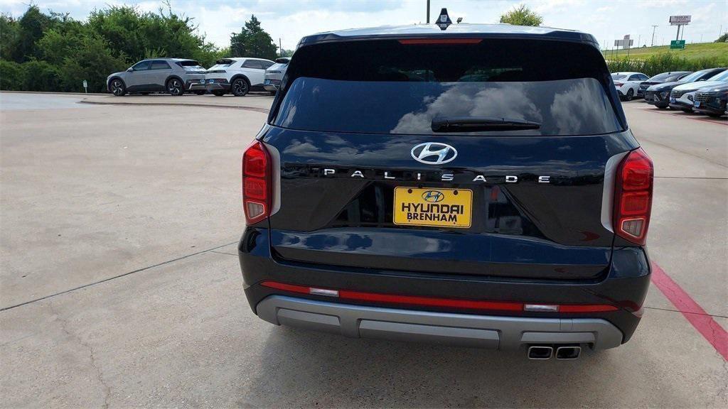 used 2025 Hyundai Palisade car, priced at $34,595