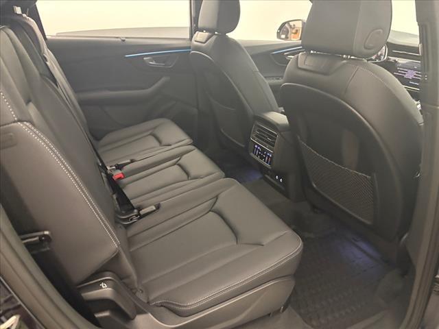 new 2025 Audi Q7 car, priced at $77,750