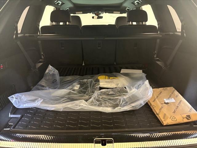 new 2025 Audi Q7 car, priced at $77,750