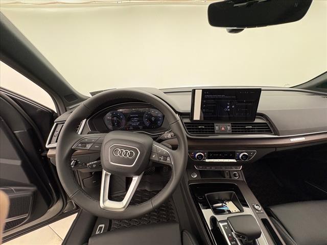 new 2025 Audi Q5 car, priced at $59,950