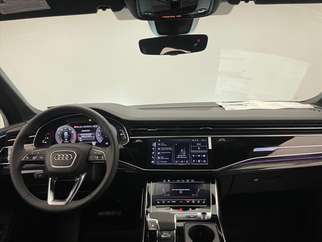 new 2025 Audi Q7 car, priced at $81,700